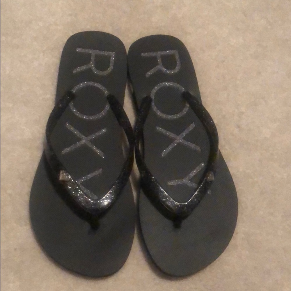 Roxy flip flops size 7